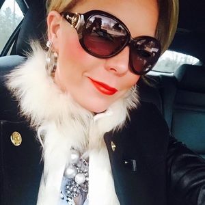 Meet your Posher, Corey